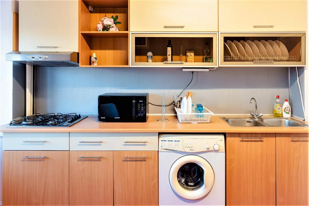 Parliament Marriott Unirii Square 5 Bedrooms Luxury Apartment Old Town ブカレスト ルーマニア